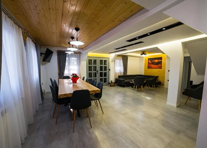 Pensiunea Pyramia Gura Humorului